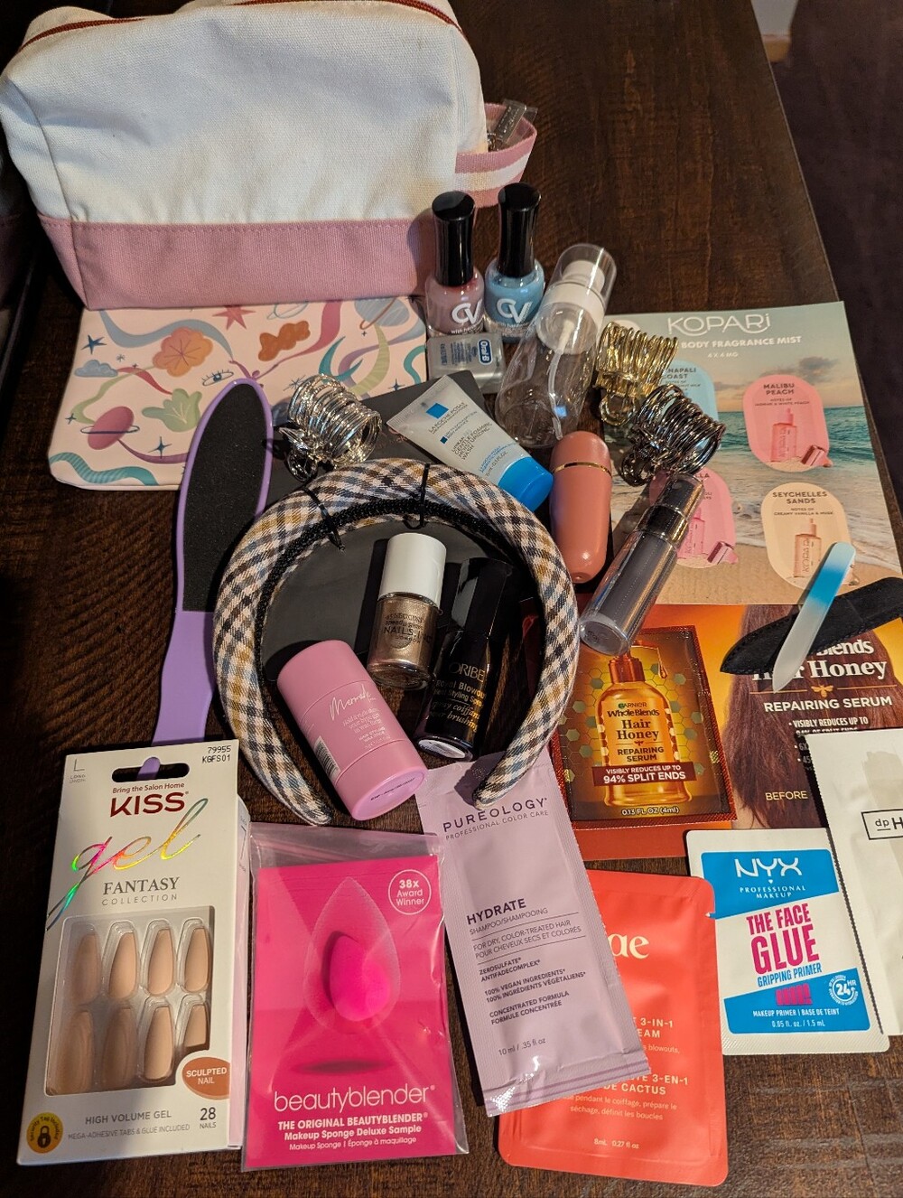 Oribe, Mermade, Kiss, NYX, Pureology, Dae, beauty blander Lot